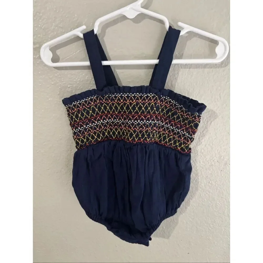❤️Old Navy Sleeveless Smocked Bodice Romper 6-12M
